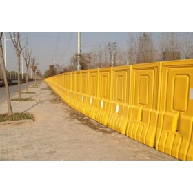 珠海市公路高栏水马厂家_道路围栏水马_厂家_价格