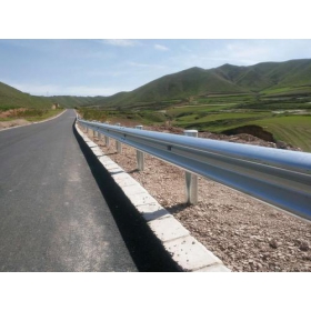 珠海市公路波形护栏工程